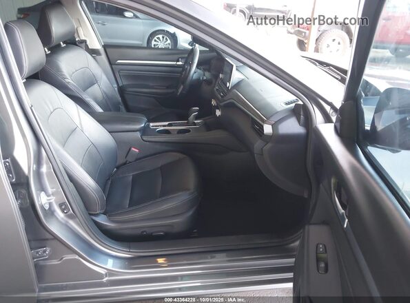 1N4BL4EV4KC245385 2019 NISSAN ALTIMA Серый Вид салона спереди