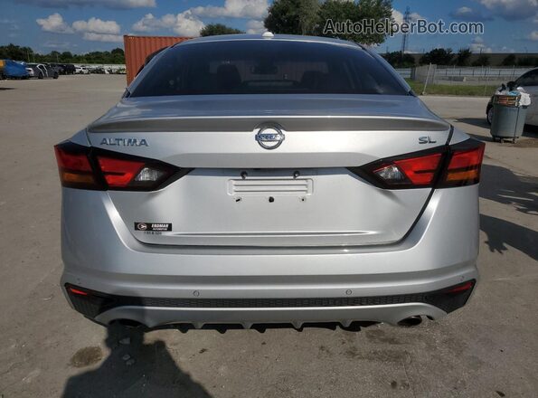 1N4BL4EV7KC232226 2019 NISSAN ALTIMA Silver Rear view