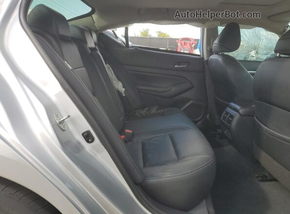 1N4BL4EV7KC232226 2019 NISSAN ALTIMA Silver Rear seats view