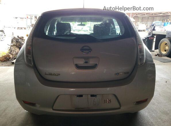1N4BZ0CP0HC305795 2017 NISSAN LEAF Silver Vista trasera
