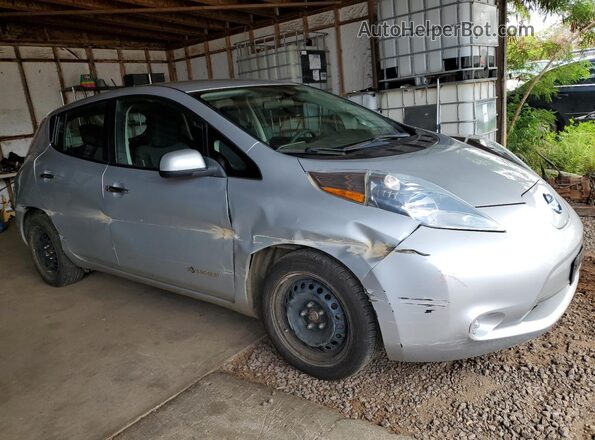 1N4BZ0CP0HC305795 2017 NISSAN LEAF Silver Delantero derecho