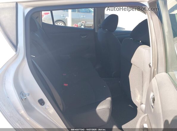 1N4BZ0CP3HC302888 2017 NISSAN LEAF Silver VIN կոդի պիտակի տեսք