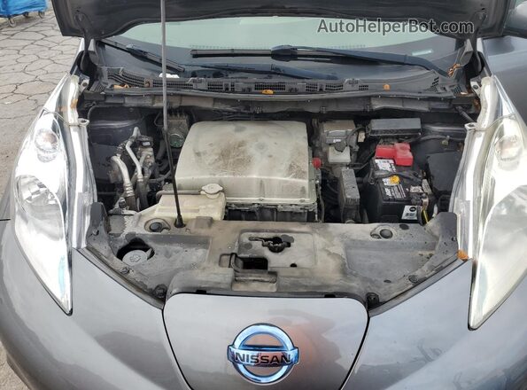 1N4BZ0CP5GC303104 2016 NISSAN LEAF Gray Widok wnętrza z tyłu