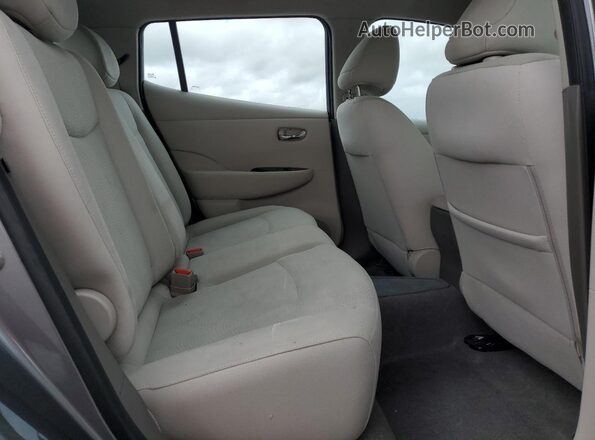 1N4BZ0CP5GC303104 2016 NISSAN LEAF Gray Widok tylnych siedzeń