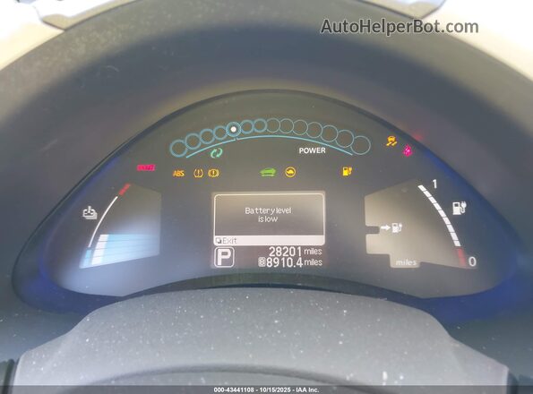 1N4BZ0CP8GC301069 2016 NISSAN LEAF Red Widok tylnych siedzeń
