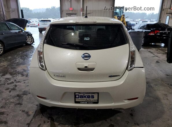 1N4BZ0CP8HC302773 2017 NISSAN LEAF White Rear view