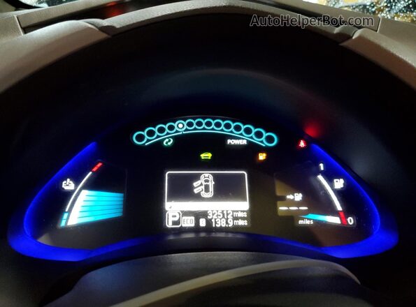 1N4BZ0CP8HC302773 2017 NISSAN LEAF White Instrument cluster view