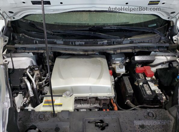 1N4BZ0CP8HC302773 2017 NISSAN LEAF White Rear interior view