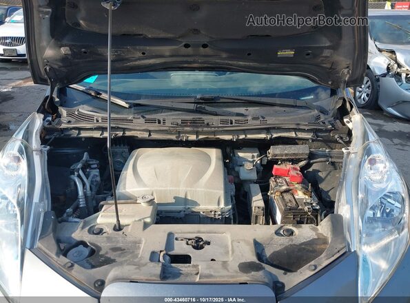 1N4BZ0CPXHC305884 2017 NISSAN LEAF Gray უკანა ხედი