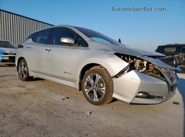 1N4BZ1CP2KC312552 2019 NISSAN LEAF Серебряный Передняя правая четверть