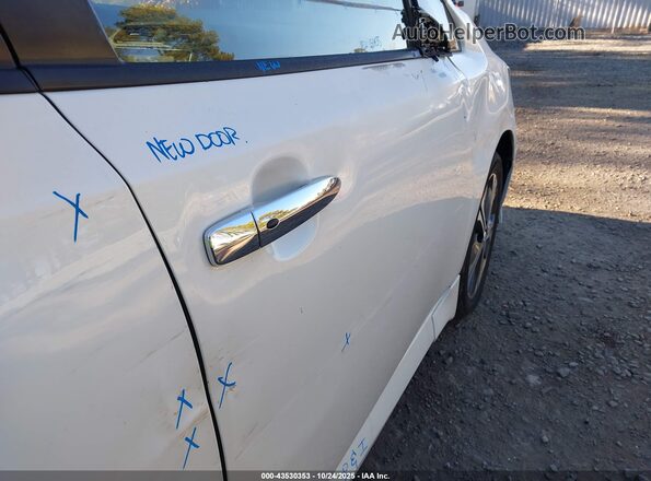 1N4BZ1CV2NC551280 2022 NISSAN LEAF Белый 