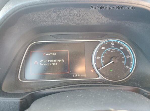 1N4BZ1CV3MC552842 2021 NISSAN LEAF Silver Սարքավորումների վահանակի տեսք