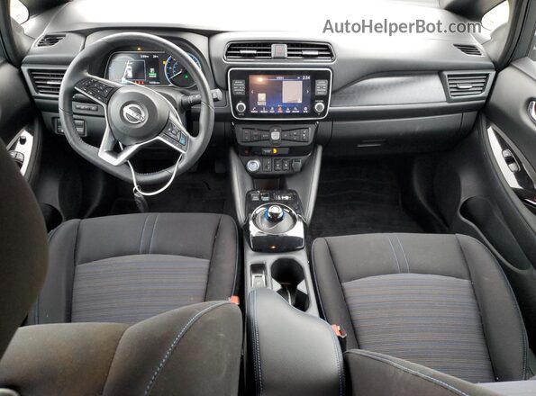 1N4CZ1CV0RC552681 2024 NISSAN LEAF Серый Вид панели приборов