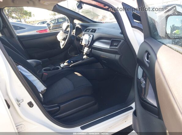1N4CZ1CV1PC553593 2023 NISSAN LEAF White Vista interior delantera