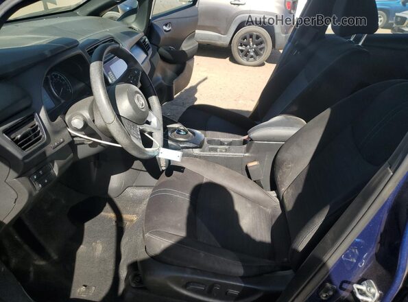 1N4CZ1CV4RC556670 2024 NISSAN LEAF Синий Вид салона спереди