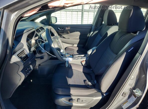1N4CZ1CV5SC567022 2025 NISSAN LEAF Gray წინა სალონის ხედი