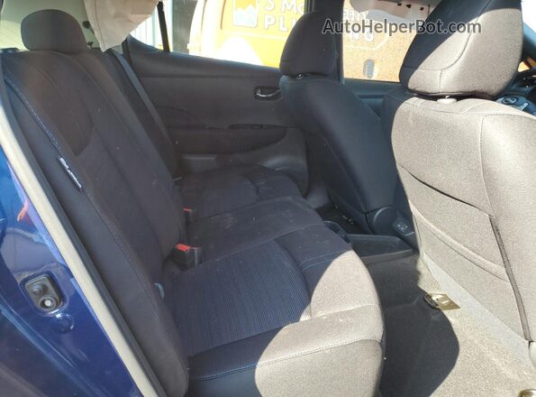 1N4CZ1CV6SC564971 2025 NISSAN LEAF Blue Vista de los asientos traseros