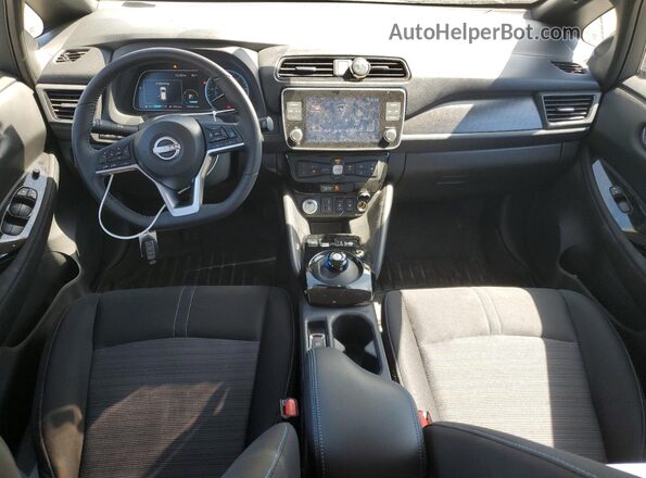 1N4CZ1CV9SC562941 2025 NISSAN LEAF Silver წინა პანელის ხედი