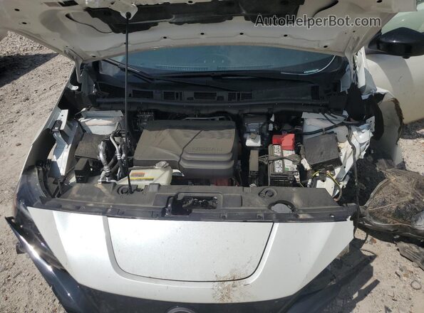 1N4CZ1CVXSC550541 2025 NISSAN LEAF White Vista interior trasera