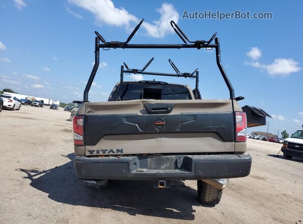 1N6AA1ED9NN106019 2022 NISSAN TITAN Желто-коричневый 