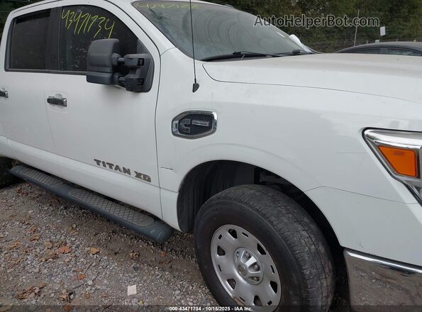 1N6BA1F37KN522169 2019 NISSAN TITAN XD White Front view