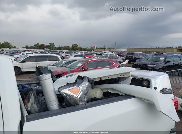 1N6BA1F41JN526144 2018 NISSAN TITAN XD White 