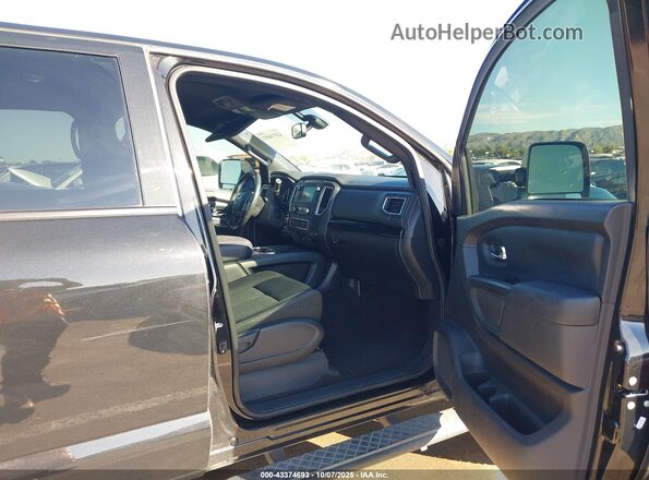 1N6BA1F41KN527697 2019 NISSAN TITAN XD Black Սալոնի դիմացի տեսք
