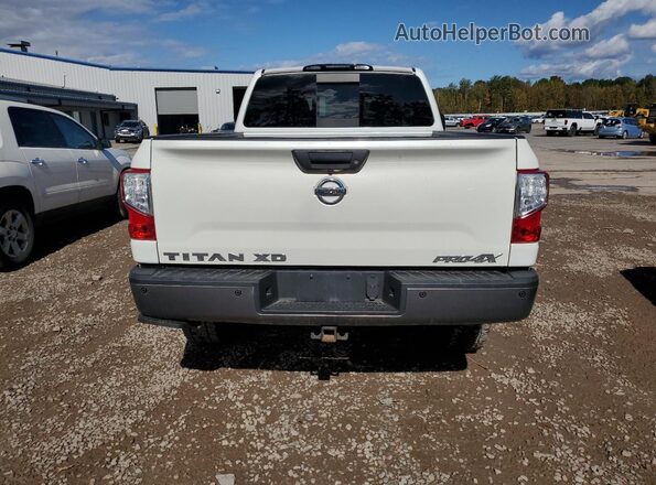1N6BA1F49KN511134 2019 NISSAN TITAN White Вид ззаду