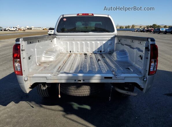 1N6ED0CE5MN718747 2021 NISSAN FRONTIER Silver Widok z tyłu