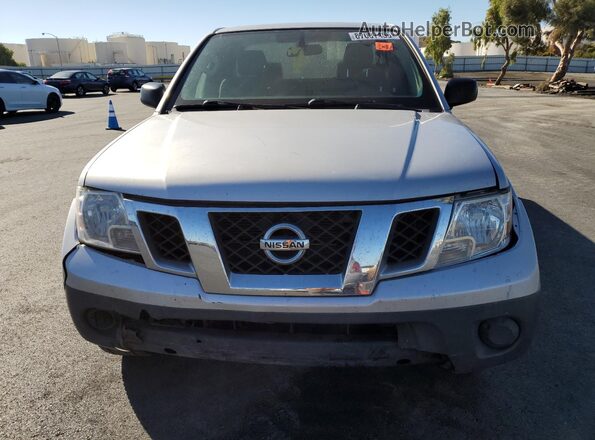 1N6ED0CE5MN718747 2021 NISSAN FRONTIER Silver Widok z przodu