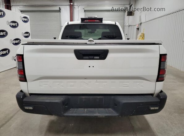 1N6ED1CL5RN652292 2024 NISSAN FRONTIER White Вид ззаду