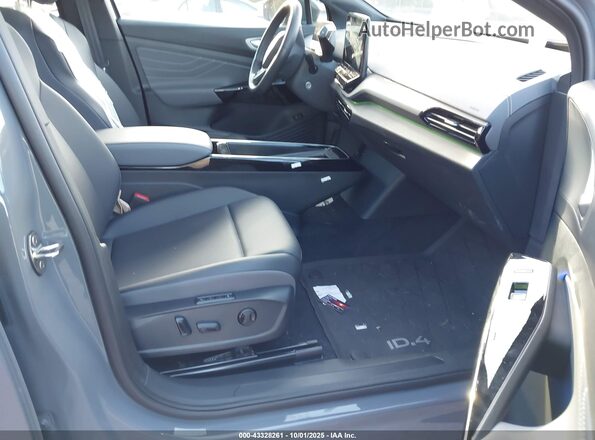 1V25MPE89RC009761 2024 VOLKSWAGEN ID.4 Gray Front interior view