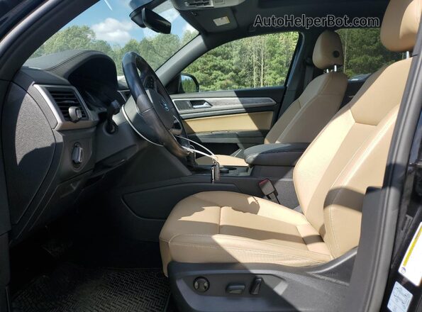 1V26E2CA7LC230048 2020 VOLKSWAGEN ATLAS Black Widok wnętrza z przodu