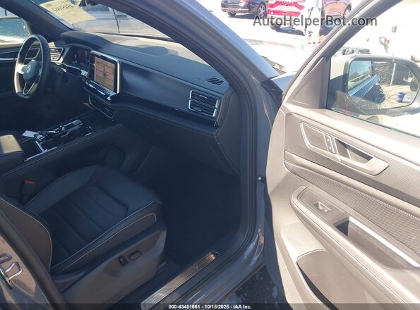1V2AE2CA8RC229770 2024 VOLKSWAGEN ATLAS Gray Вид салону спереду