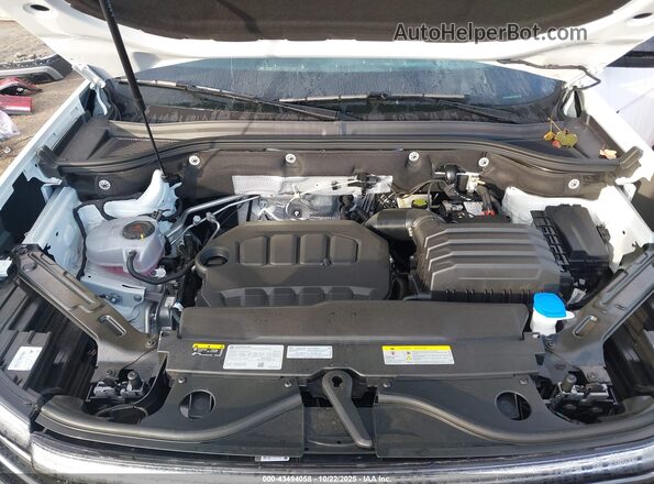 1V2CR2CA8SC553000 2025 VOLKSWAGEN ATLAS White Rear view