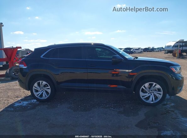 1V2EE2CA2MC202302 2021 VOLKSWAGEN ATLAS Черный 