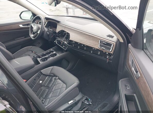 1V2FR2CA6SC574604 2025 VOLKSWAGEN ATLAS Black Front interior view