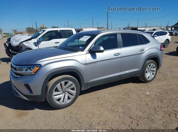 1V2JC2CA9NC209446 2022 VOLKSWAGEN ATLAS Silver Vista tres cuartos delantera izquierda