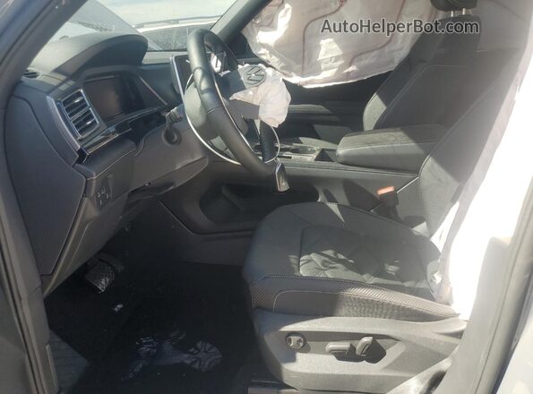 1V2KE2CA2RC243457 2024 VOLKSWAGEN ATLAS Gray Widok wnętrza z przodu
