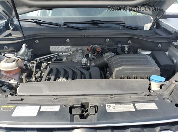 1V2LR2CA6JC560512 2018 VOLKSWAGEN ATLAS Silver 
