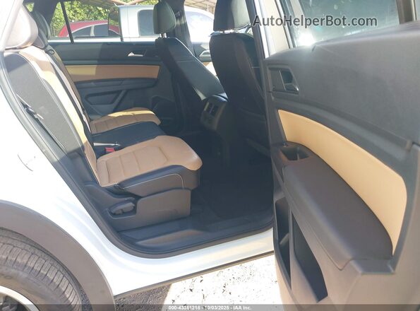 1V2NE2CA8LC224531 2020 VOLKSWAGEN ATLAS White Вид наклейки з VIN-кодом
