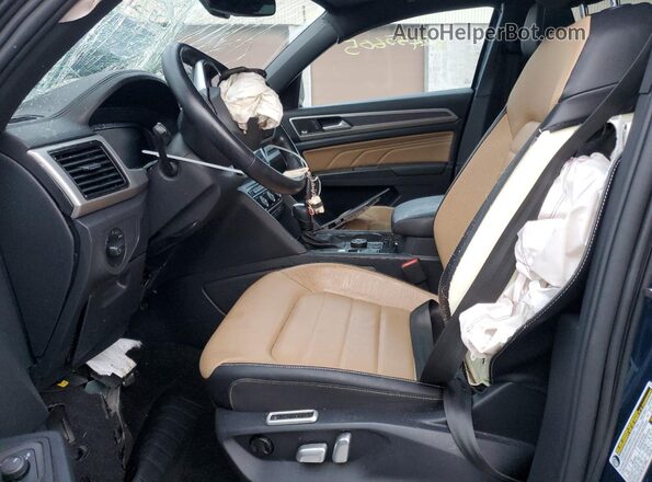 1V2NE2CAXLC218178 2020 VOLKSWAGEN ATLAS Blue Вид салону спереду