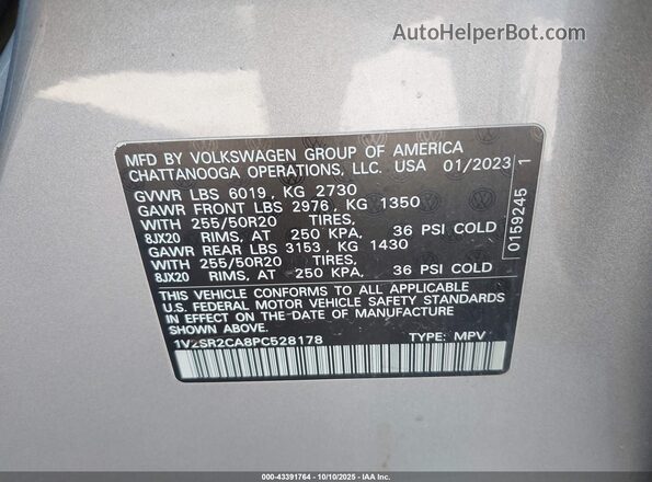 1V2SR2CA8PC528178 2023 VOLKSWAGEN ATLAS Серебряный Вид подкапотного пространства