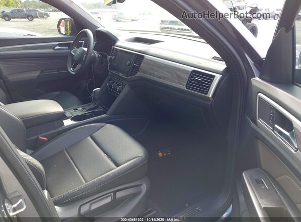 1V2WC2CA4NC207397 2022 VOLKSWAGEN ATLAS Серый Вид салона спереди