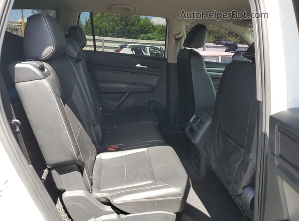 1V2WR2CA6NC544975 2022 VOLKSWAGEN ATLAS White Widok wnętrza z tyłu