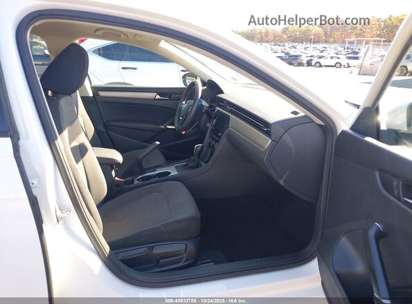 1VWAA7A32LC013299 2020 VOLKSWAGEN PASSAT White წინა სალონის ხედი
