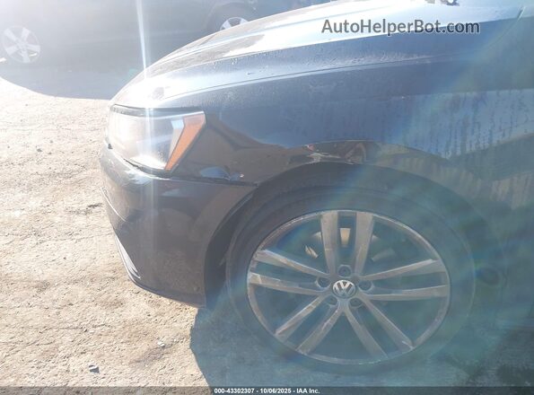 1VWDT7A35HC082650 2017 VOLKSWAGEN PASSAT Black Widok zestawu wskaźników