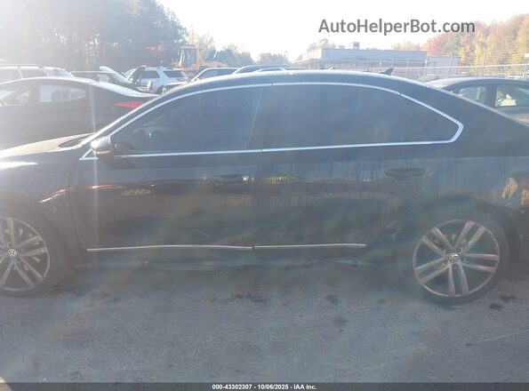 1VWDT7A35HC082650 2017 VOLKSWAGEN PASSAT Black 