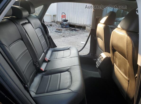 1VWMA7A31LC019673 2020 VOLKSWAGEN PASSAT Black Rear seats view