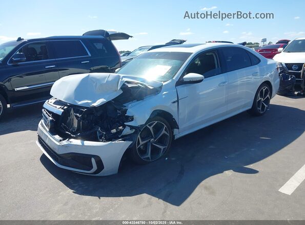 1VWMA7A31LC021956 2020 VOLKSWAGEN PASSAT Белый Передняя левая четверть